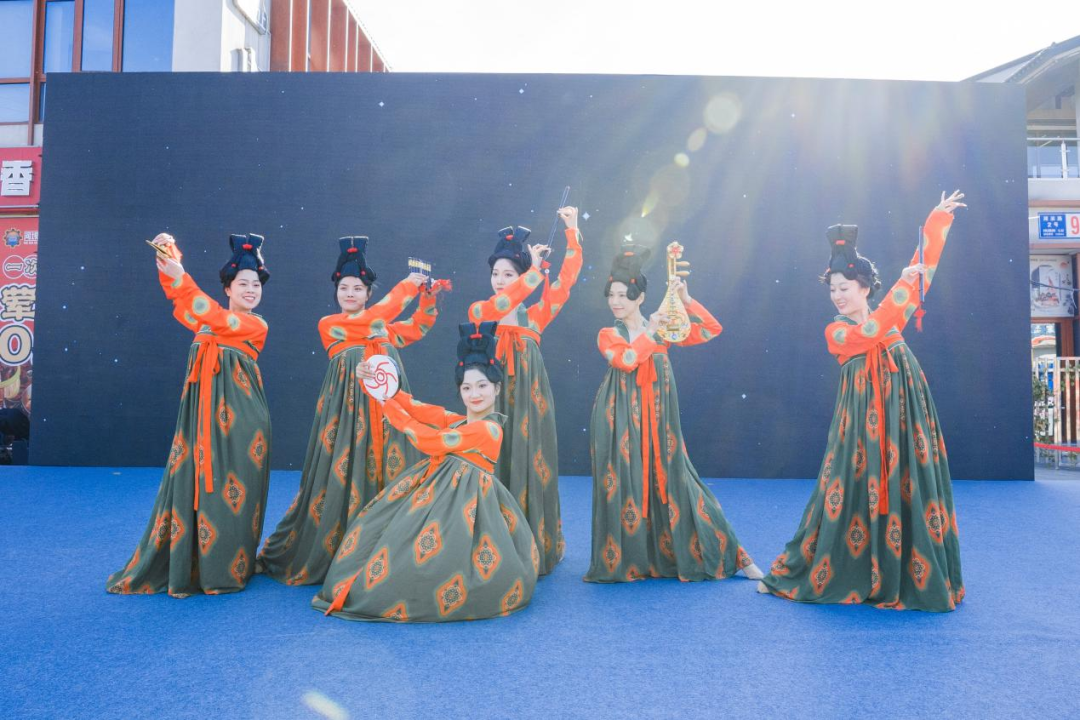 655c110ae4b0037ca6c5f0dd