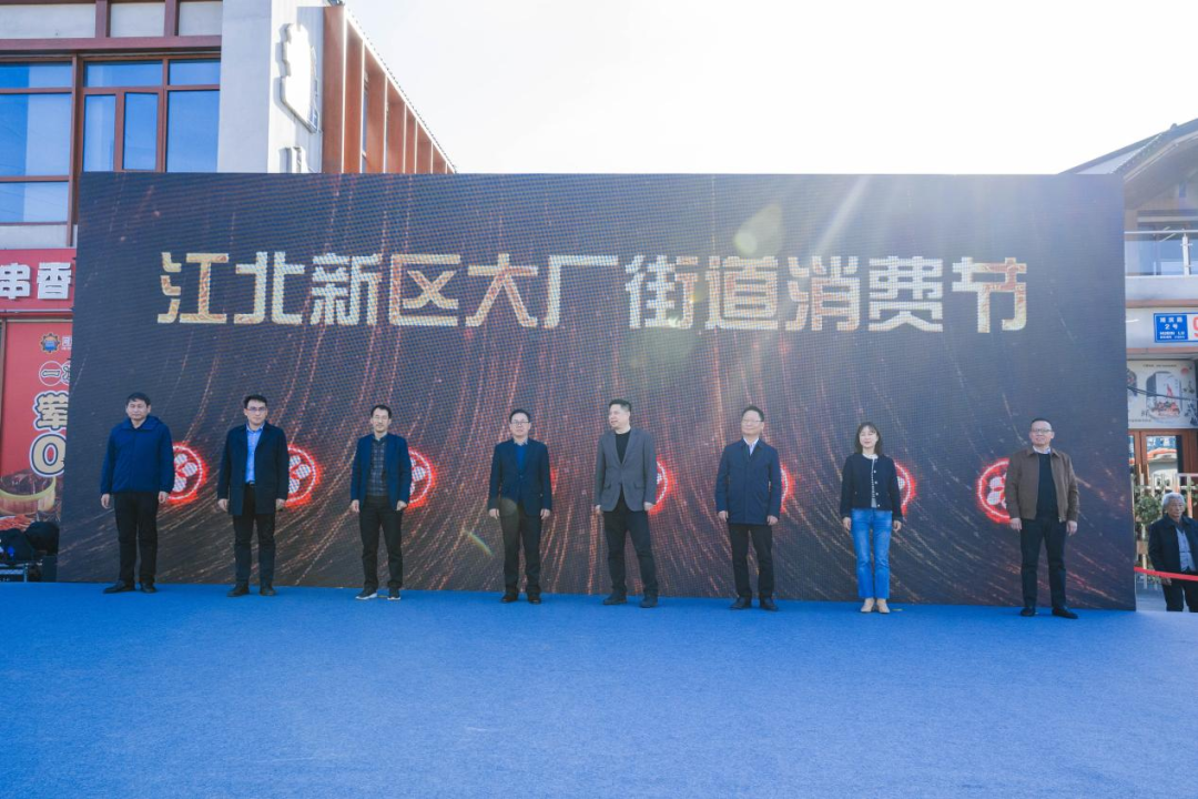 655c110ae4b0c0ddd8125da3